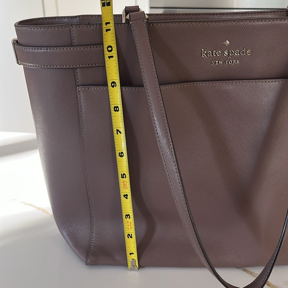 Kate Spade Purse - Picture 8 of 9